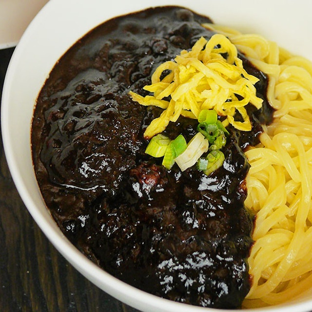 ▷한품-볶음간짜장소스180g